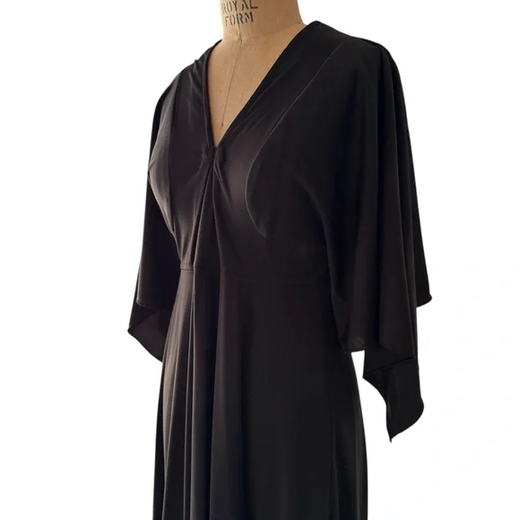 Vintage 70s Evelyn Pearson Black Housedress - Picture 4 of 9